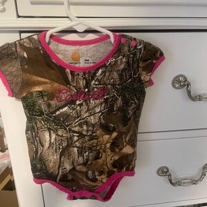 Super cute and comfy!! Carhartt baby girl Camo Onesie with Pink Accents
